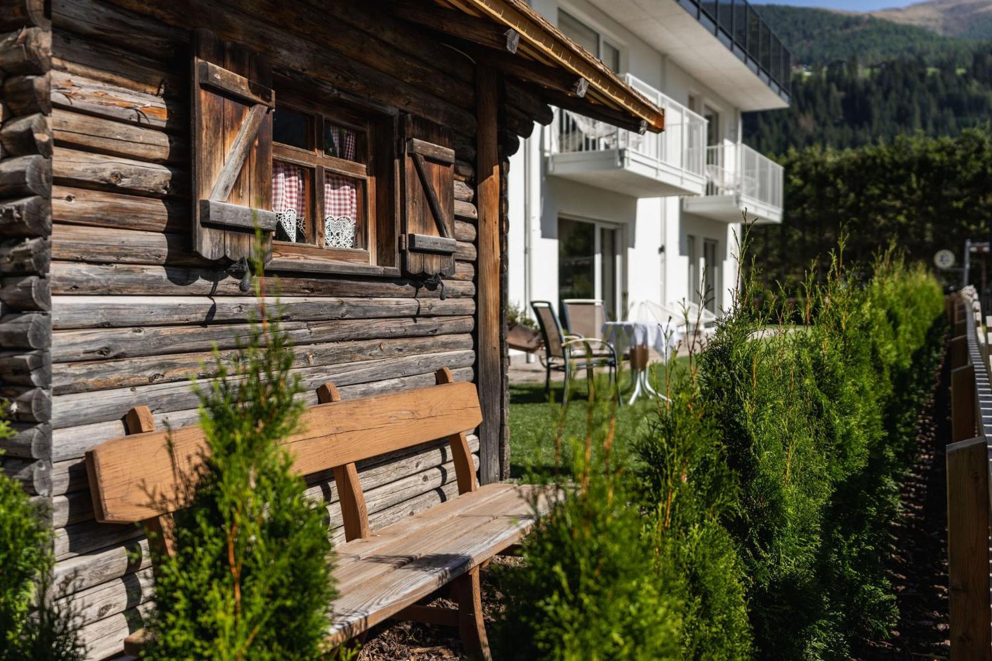Ariane'S Guesthouse Sexten Exteriér fotografie